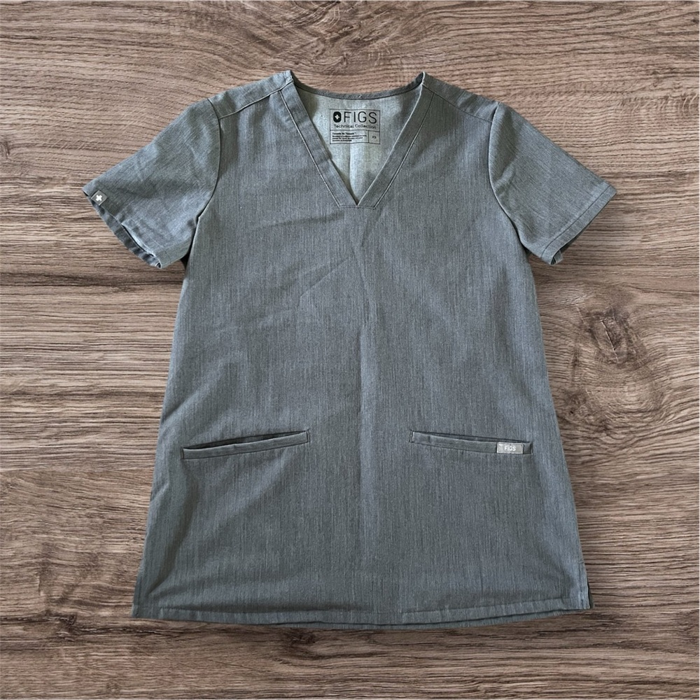 Figs‎ Scrubs Technical Collection Charcoal Gray Short Sleeve Top Size XS